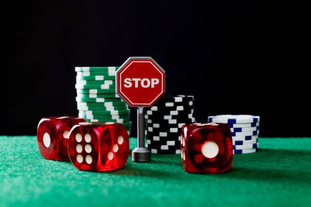 Live blackjack table with multi-camera view